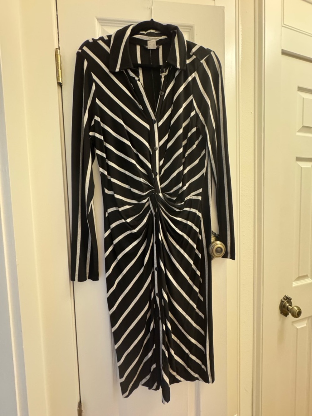 VENUS Black & White Striped Twist-Front Shirt Dress